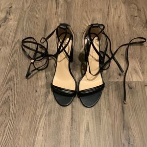 Gently worn Simmi Shoes brand, black strap up m, 4 inch block heels